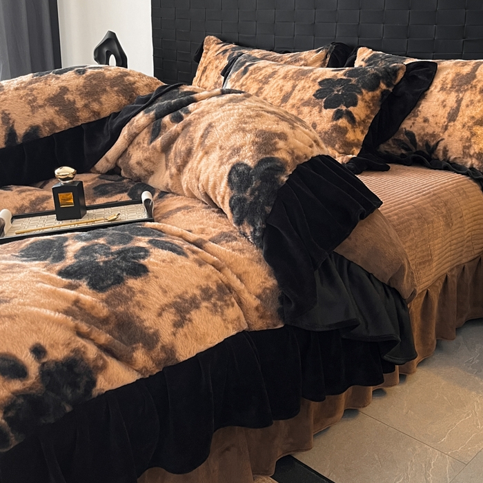 91家纺网 家纺一手货源 找家纺 利欧 2025新款兔毛牛奶绒印花四件套 古意幽花