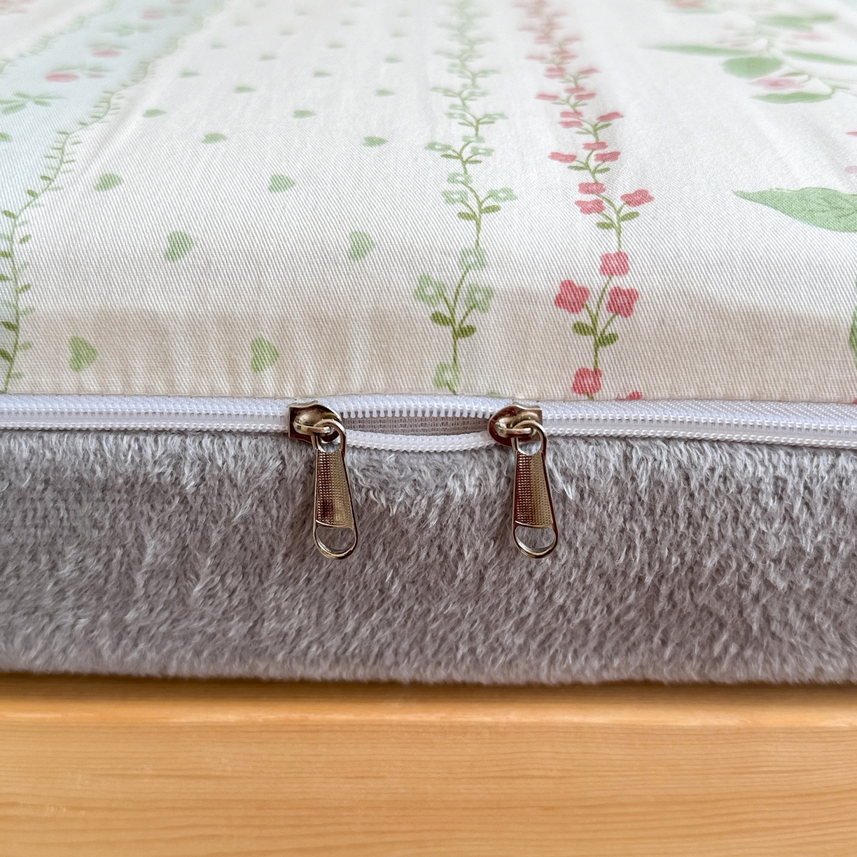 91家纺网 家纺一手货源 找家纺 （总）妮可 2026热款花型全包床垫套褥子套（AB双版A全棉B绒）