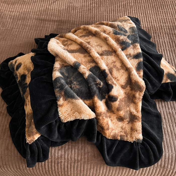 91家纺网 家纺一手货源 找家纺 利欧 2025新款兔毛牛奶绒印花四件套 古意幽花