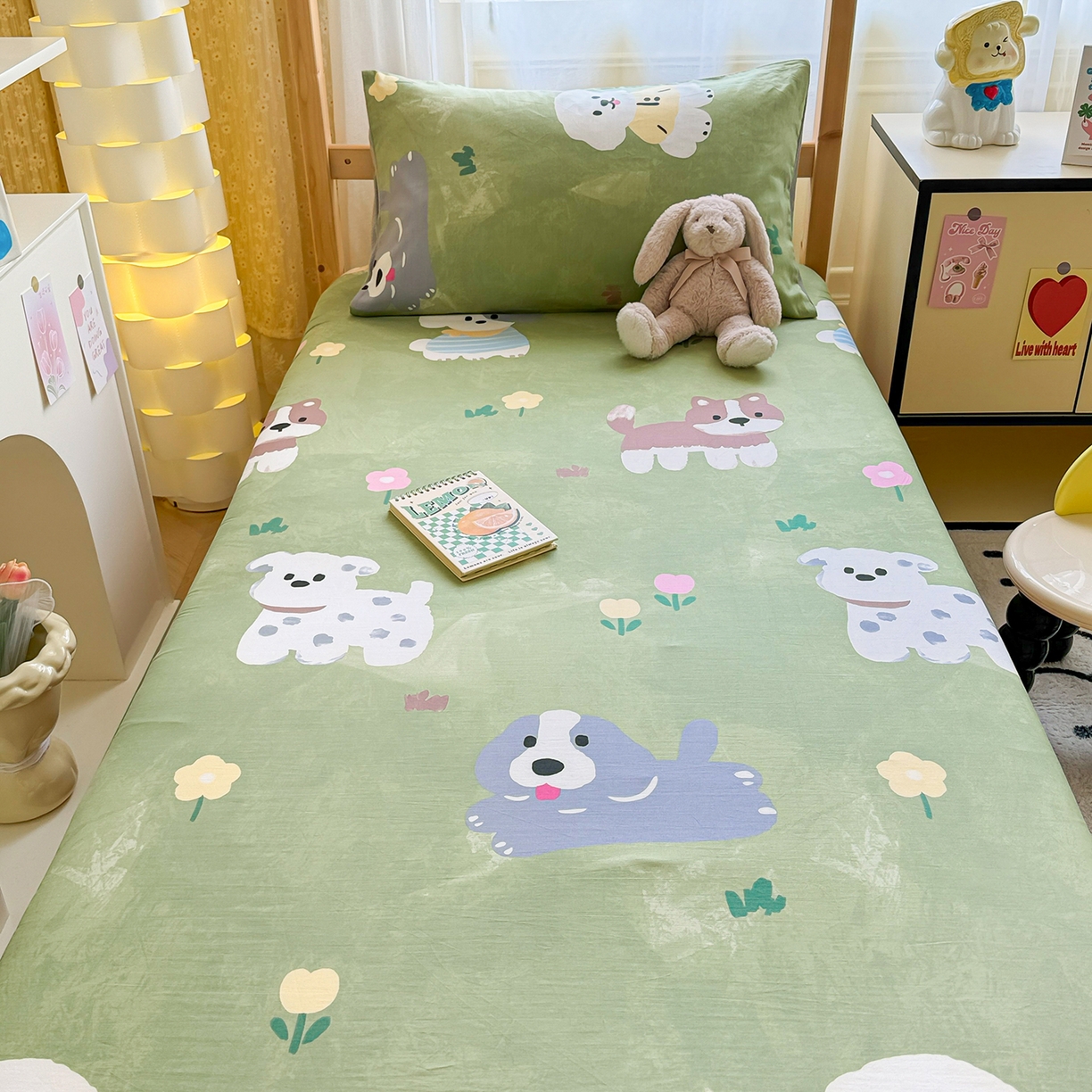 91家纺网 家纺一手货源 找家纺 妮可 2025热款花型全包床垫套褥子套（AB双版A全棉B绒） 手绘汪