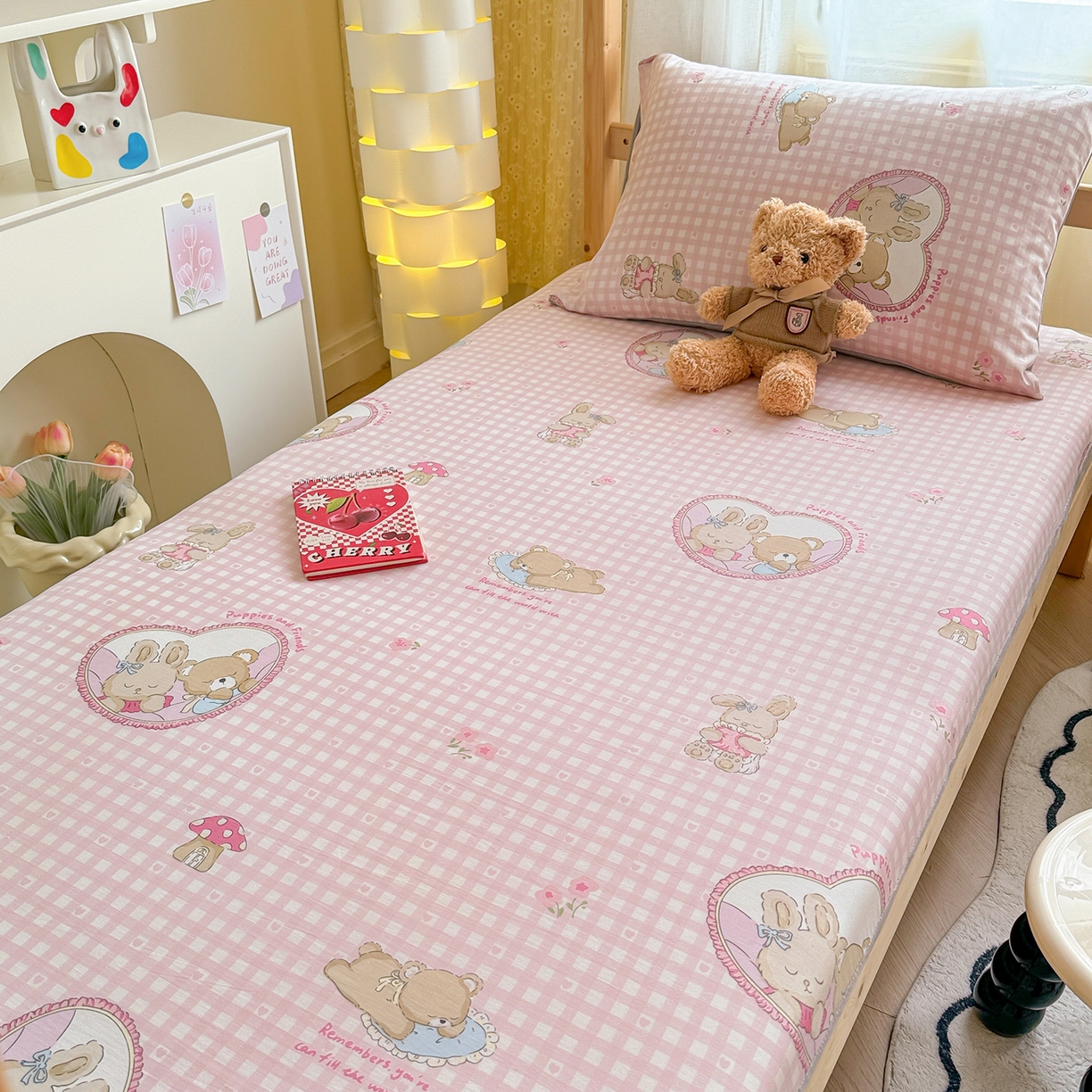 91家纺网 家纺一手货源 找家纺 妮可 2025热款花型全包床垫套褥子套（AB双版A全棉B绒） 可爱珍妮