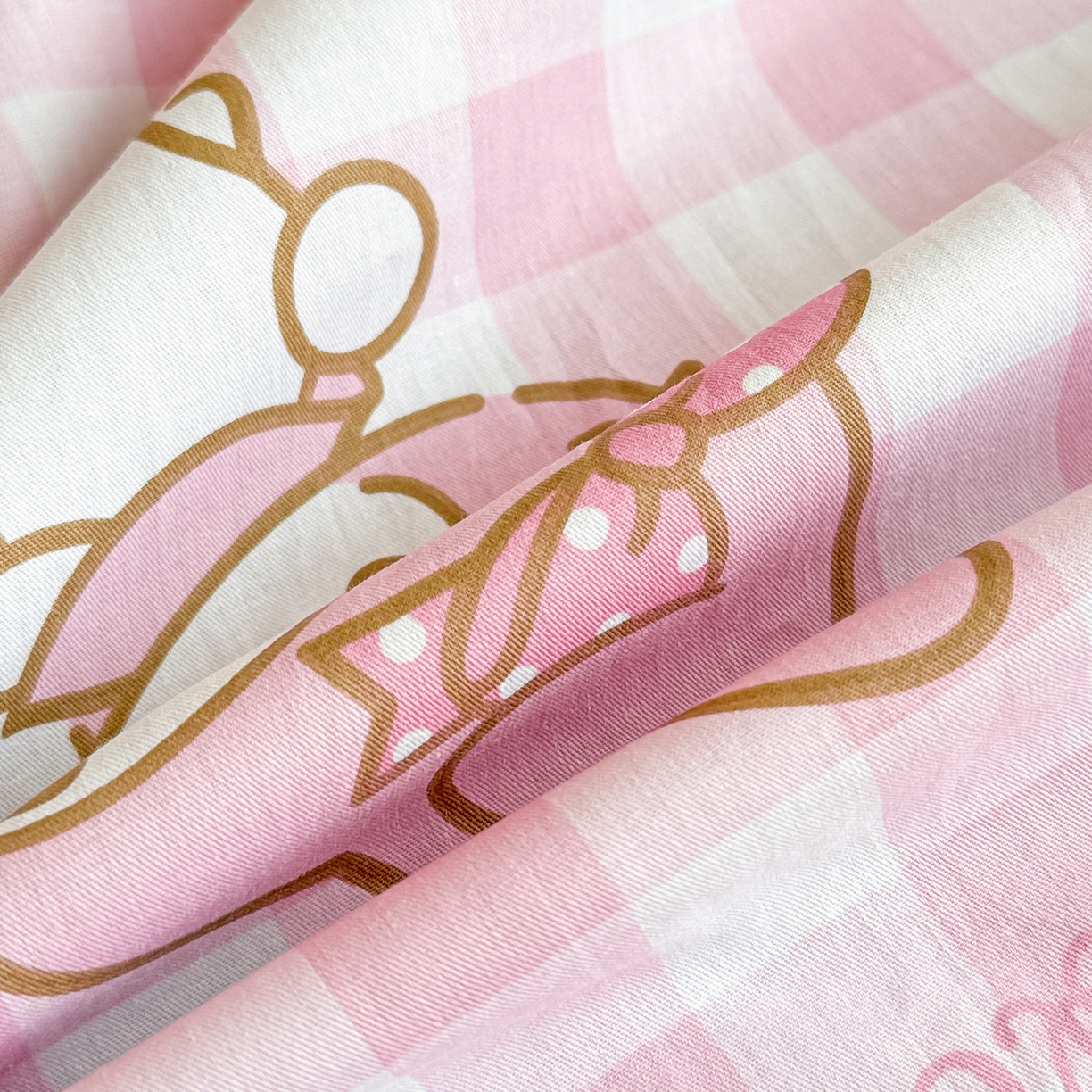 91家纺网 家纺一手货源 找家纺 妮可 2025热款花型全包床垫套褥子套（AB双版A全棉B绒） 粉格美乐蒂