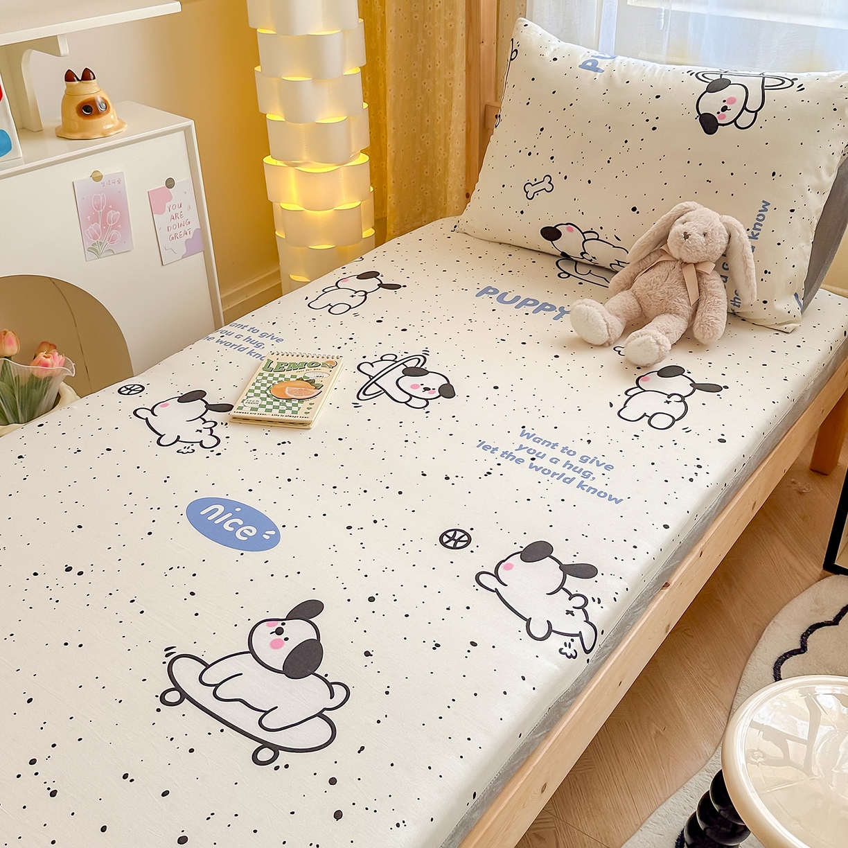 91家纺网 家纺一手货源 找家纺 妮可 2025热款花型全包床垫套褥子套（AB双版A全棉B绒） 可爱修狗