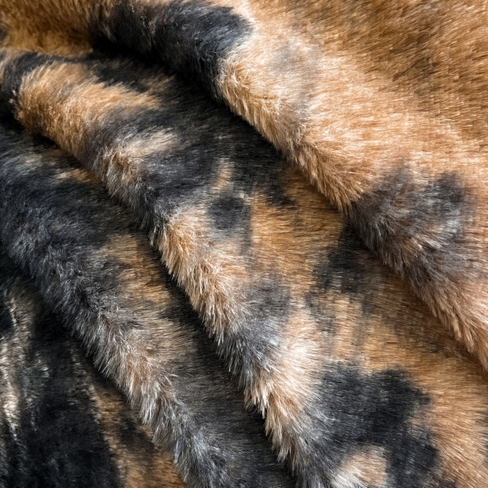 91家纺网 家纺一手货源 找家纺 利欧 2025新款兔毛牛奶绒印花四件套 黑影蝶梦