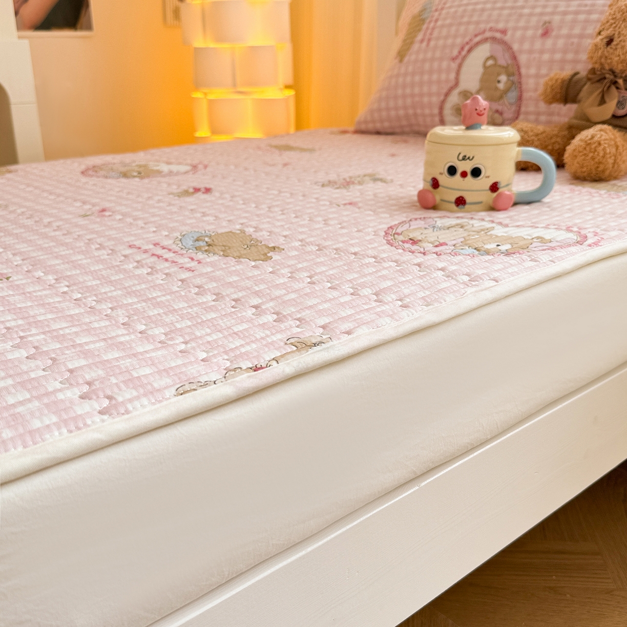 91家纺网 家纺一手货源 找家纺 妮可 2025新款卡通印花学生宿舍原棉夹棉床笠系列 珍妮