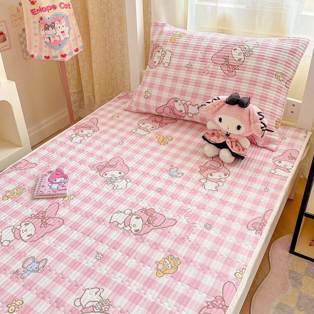 91家纺网 家纺一手货源 找家纺 妮可 2025新款卡通印花学生宿舍原棉夹棉床笠系列 美乐蒂