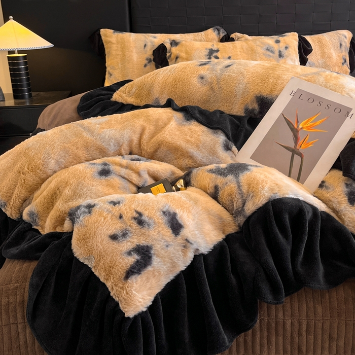 91家纺网 家纺一手货源 找家纺 利欧 2025新款兔毛牛奶绒印花四件套 素影幽芷