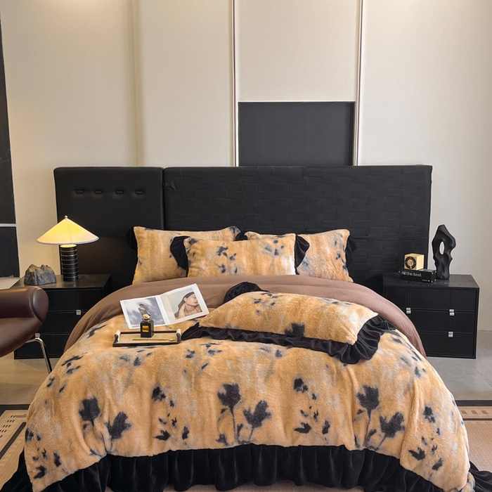 91家纺网 家纺一手货源 找家纺 利欧 2025新款兔毛牛奶绒印花四件套 素影幽芷