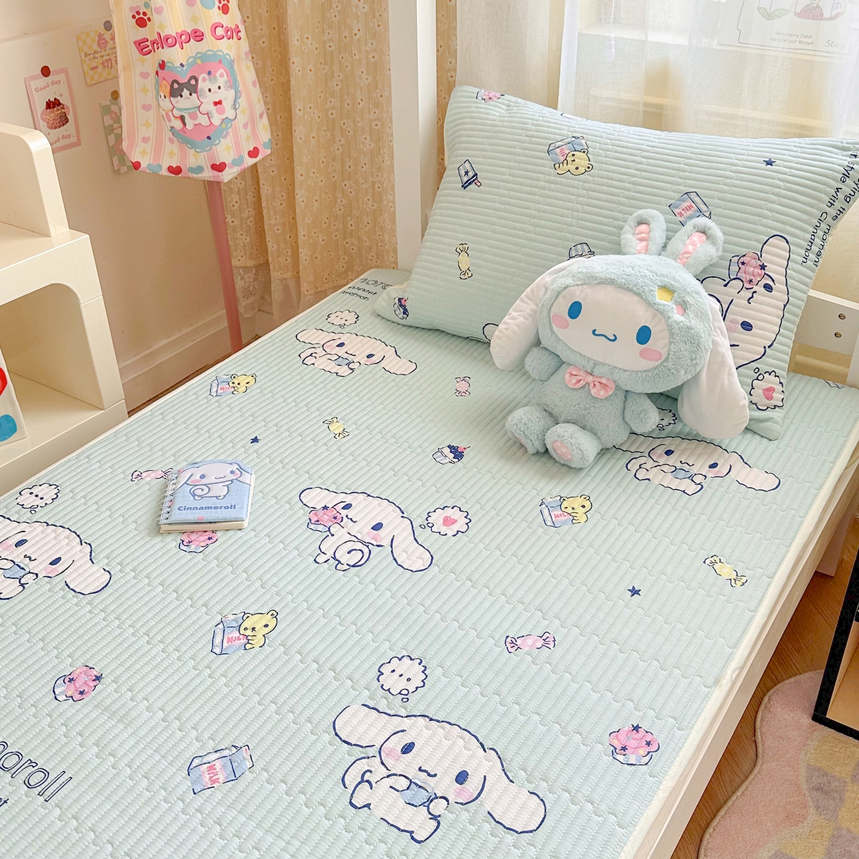 91家纺网 家纺一手货源 找家纺 妮可 2025新款卡通印花学生宿舍原棉夹棉床笠系列 玉桂狗