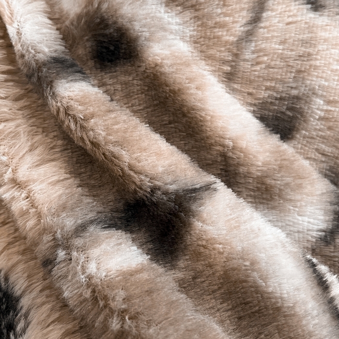 91家纺网 家纺一手货源 找家纺 利欧 2025新款兔毛牛奶绒印花四件套 韵赫浅玫