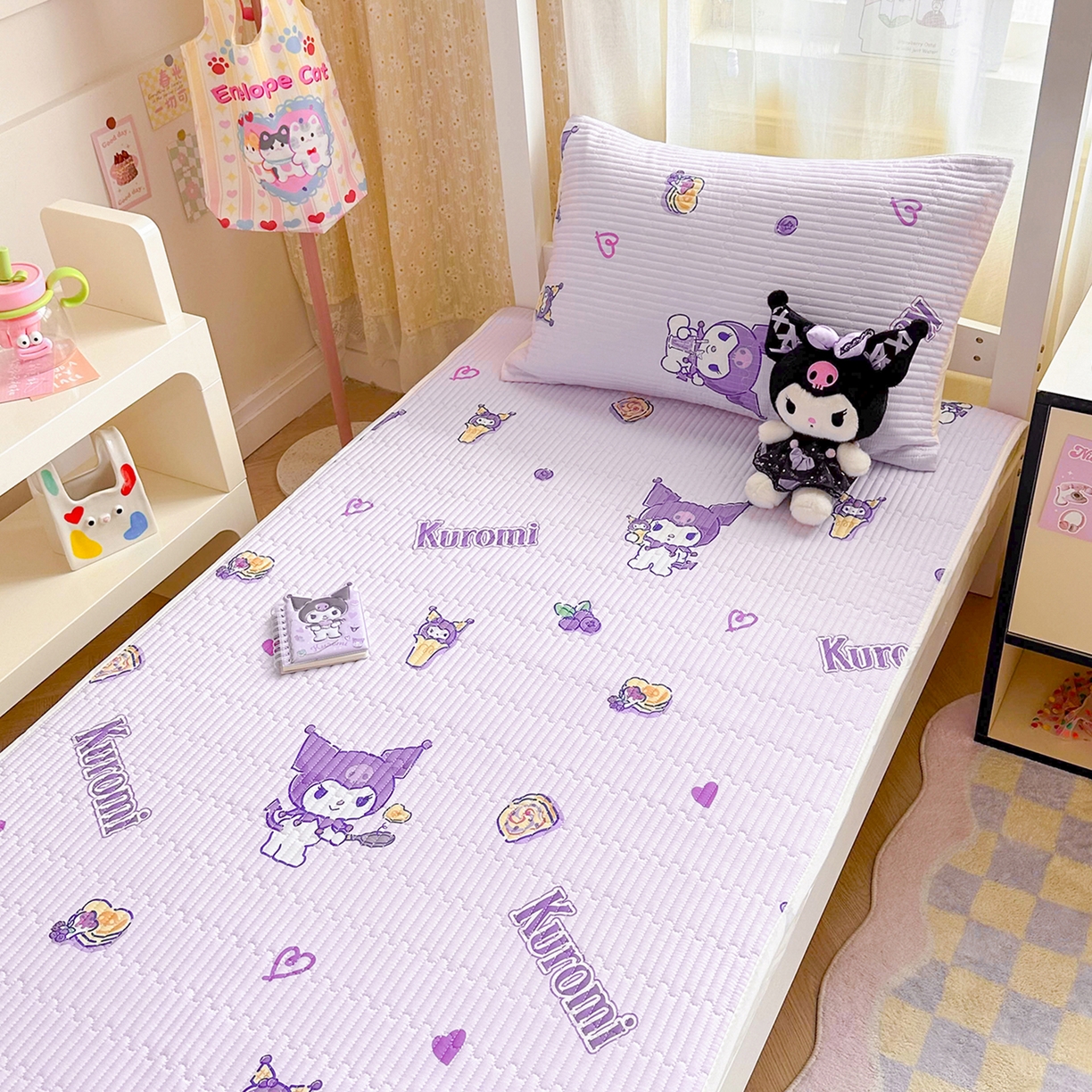 91家纺网 家纺一手货源 找家纺 妮可 2025新款卡通印花学生宿舍原棉夹棉床笠系列 库洛米