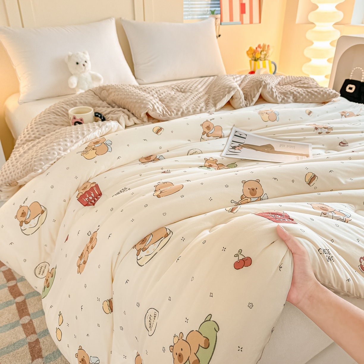 91家纺网 家纺一手货源 找家纺 纯优家纺 2025秋冬新款针织棉豆豆绒大豆秋冬被被子被芯（量大询价） 卡皮巴拉