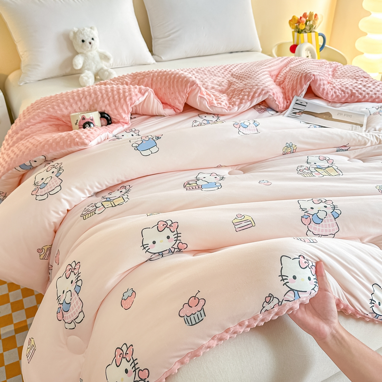 91家纺网 家纺一手货源 找家纺 纯优家纺 2025秋冬新款针织棉豆豆绒大豆秋冬被被子被芯（量大询价） 凯迪猫