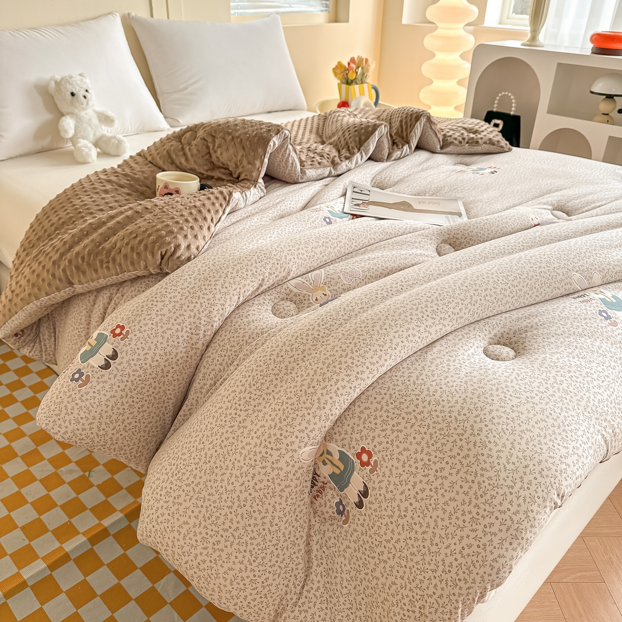 91家纺网 家纺一手货源 找家纺 纯优家纺 2025秋冬新款针织棉豆豆绒大豆秋冬被被子被芯（量大询价） 瑞贝卡