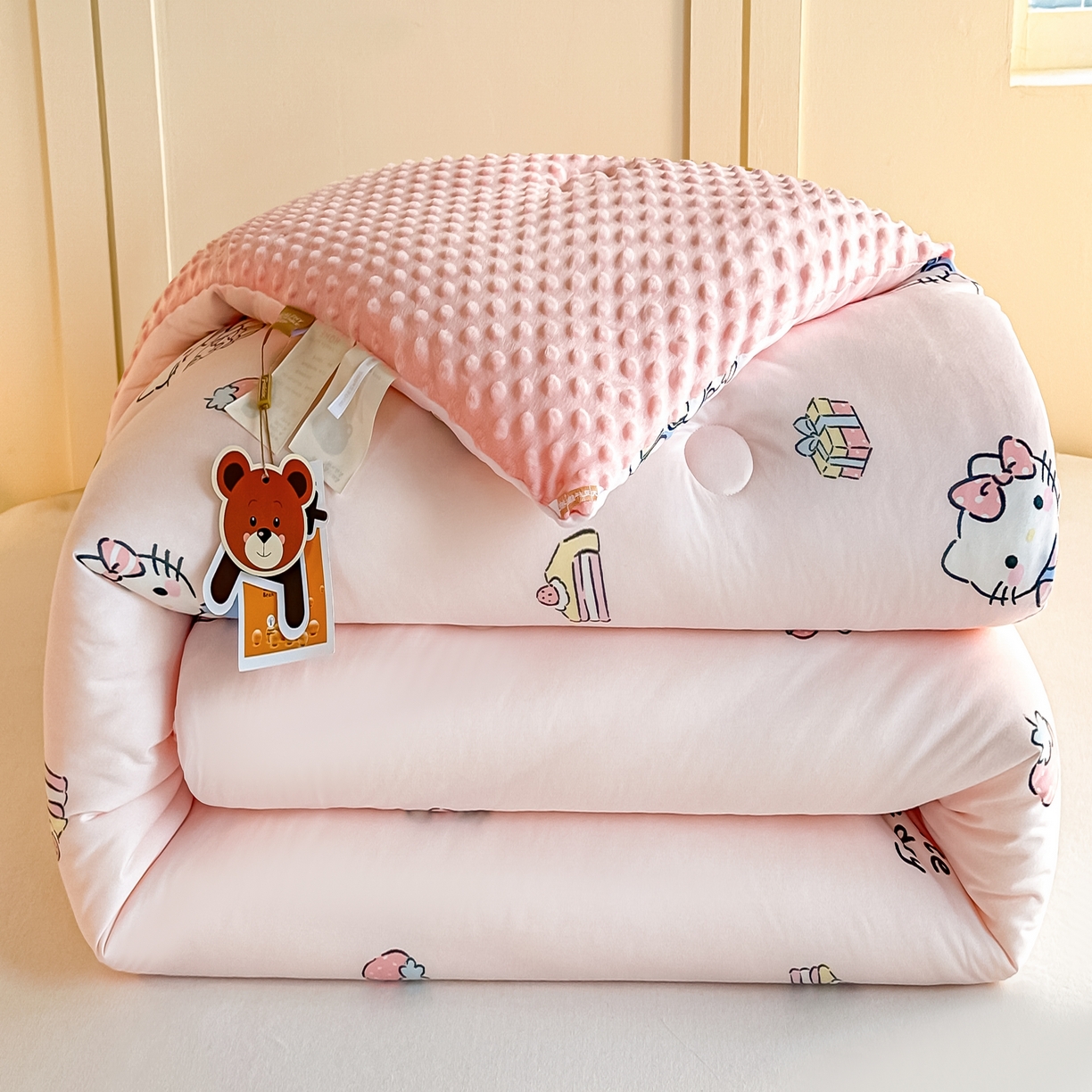 91家纺网 家纺一手货源 找家纺 纯优家纺 2025秋冬新款针织棉豆豆绒大豆秋冬被被子被芯（量大询价） 凯迪猫