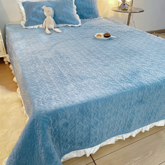 91家纺网 家纺一手货源 找家纺 妮可 2025秋冬新款加厚牛奶绒多功能荷叶边纯色枕套 天空蓝