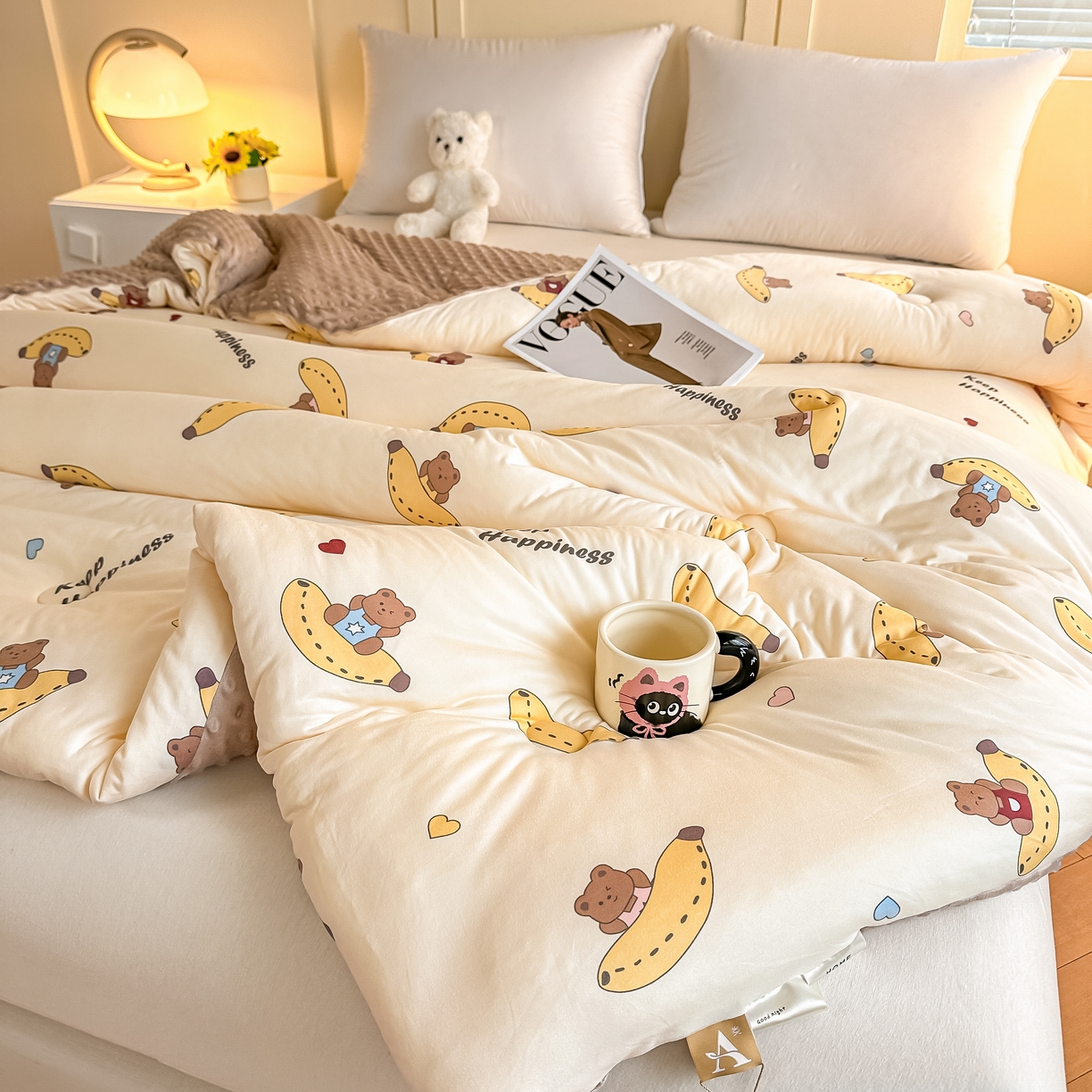 91家纺网 家纺一手货源 找家纺 纯优家纺 2025秋冬新款针织棉豆豆绒大豆秋冬被被子被芯（量大询价） 香蕉熊