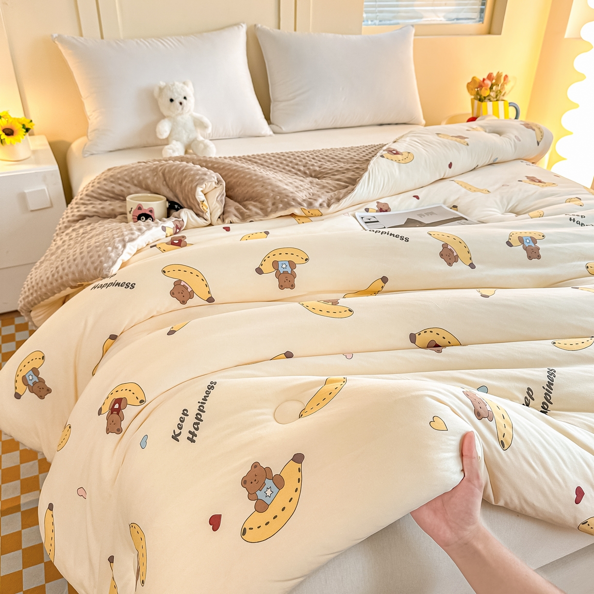 91家纺网 家纺一手货源 找家纺 纯优家纺 2025秋冬新款针织棉豆豆绒大豆秋冬被被子被芯（量大询价） 香蕉熊