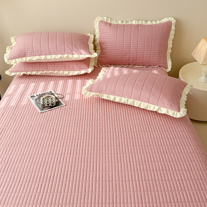 91家纺网 家纺一手货源 找家纺 妮可 2025新款荷叶边纯棉绗缝四季款多功能床盖 豆豆沙