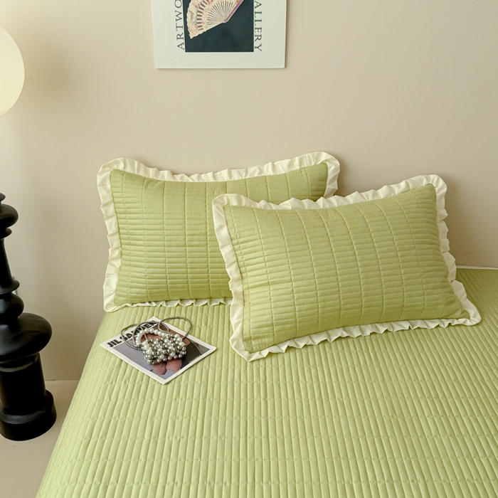 91家纺网 家纺一手货源 找家纺 妮可 2025新款荷叶边纯棉绗缝四季款多功能床盖 森林绿