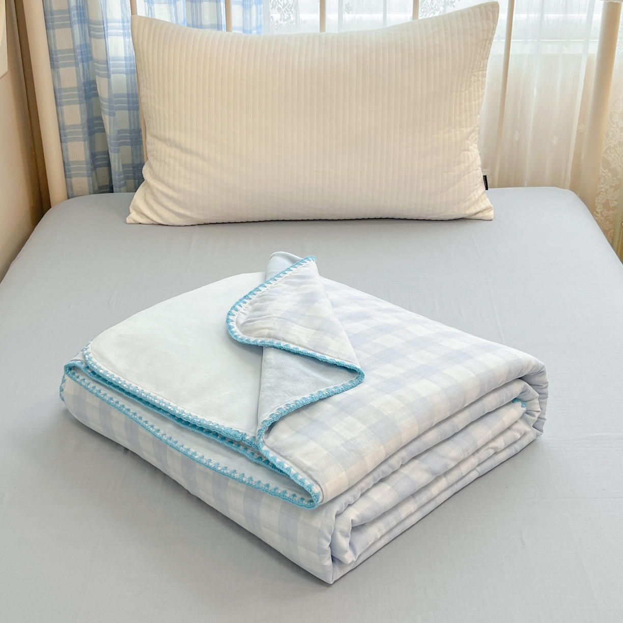 91家纺网 家纺一手货源 找家纺 妮可 2025新款三层夹棉全棉双层纱绒多功能盖毯被 半岛冰茶