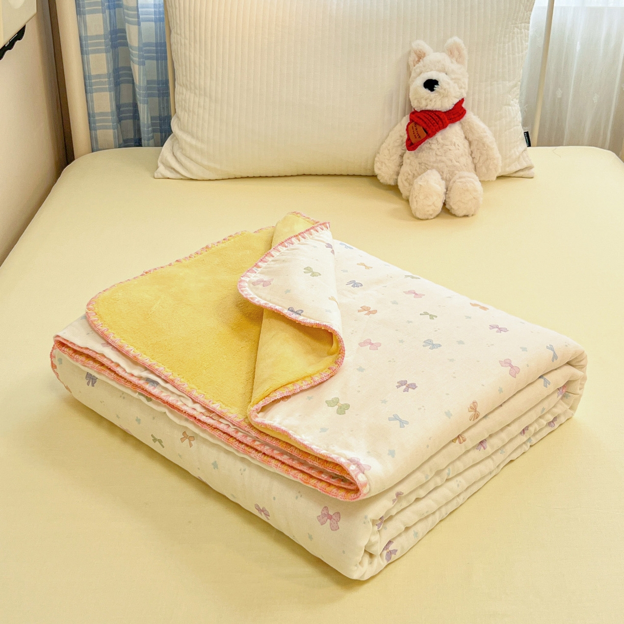 91家纺网 家纺一手货源 找家纺 妮可 2025新款三层夹棉全棉双层纱绒多功能盖毯被 蝴蝶芙芙