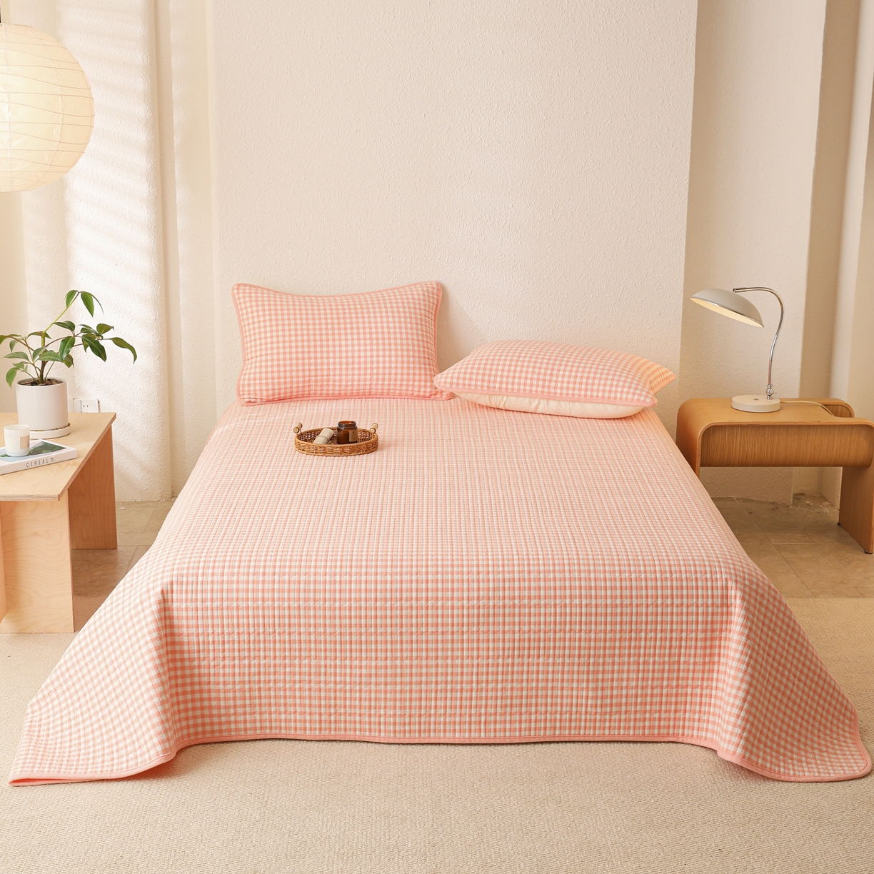 91家纺网 家纺一手货源 找家纺 妮可 2025新款全棉色织水洗棉一面棉一面绒四季可用床盖系列 格韵-粉小格