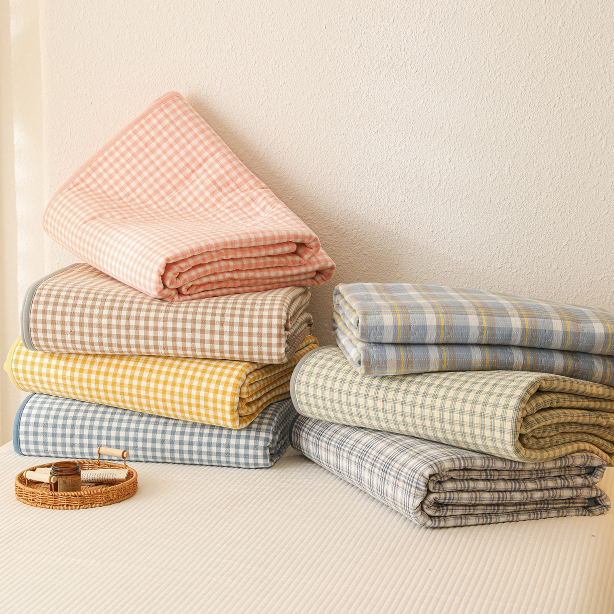 91家纺网 家纺一手货源 找家纺 （总）妮可 2025新款全棉色织水洗棉一面棉一面绒四季可用床盖系列