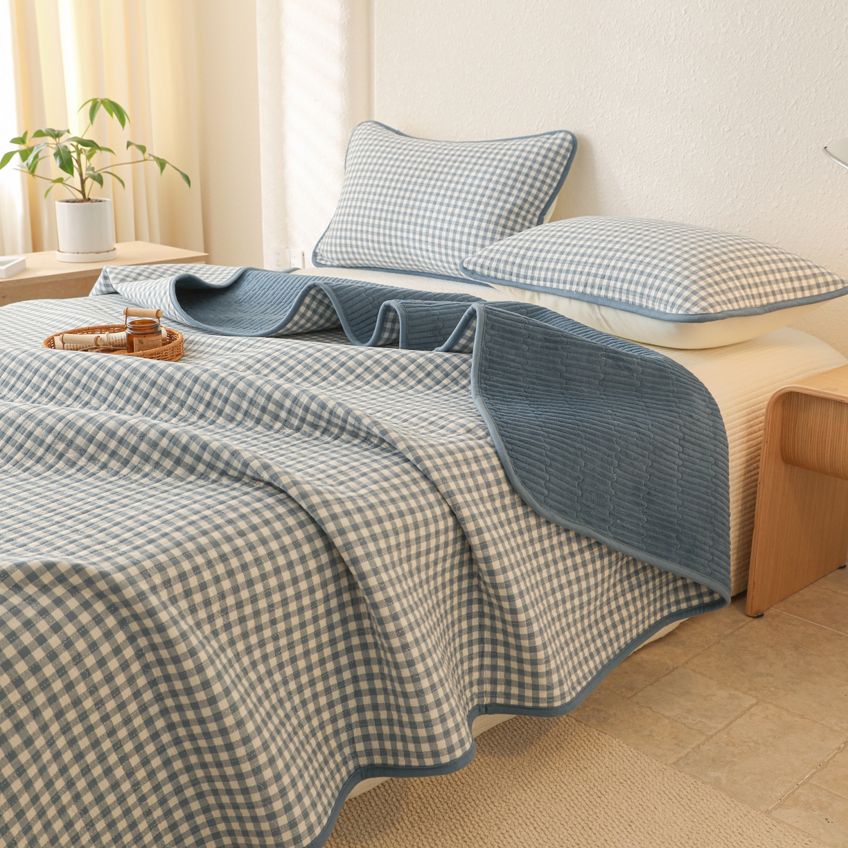 91家纺网 家纺一手货源 找家纺 （总）妮可 2025新款全棉色织水洗棉一面棉一面绒四季可用床盖系列