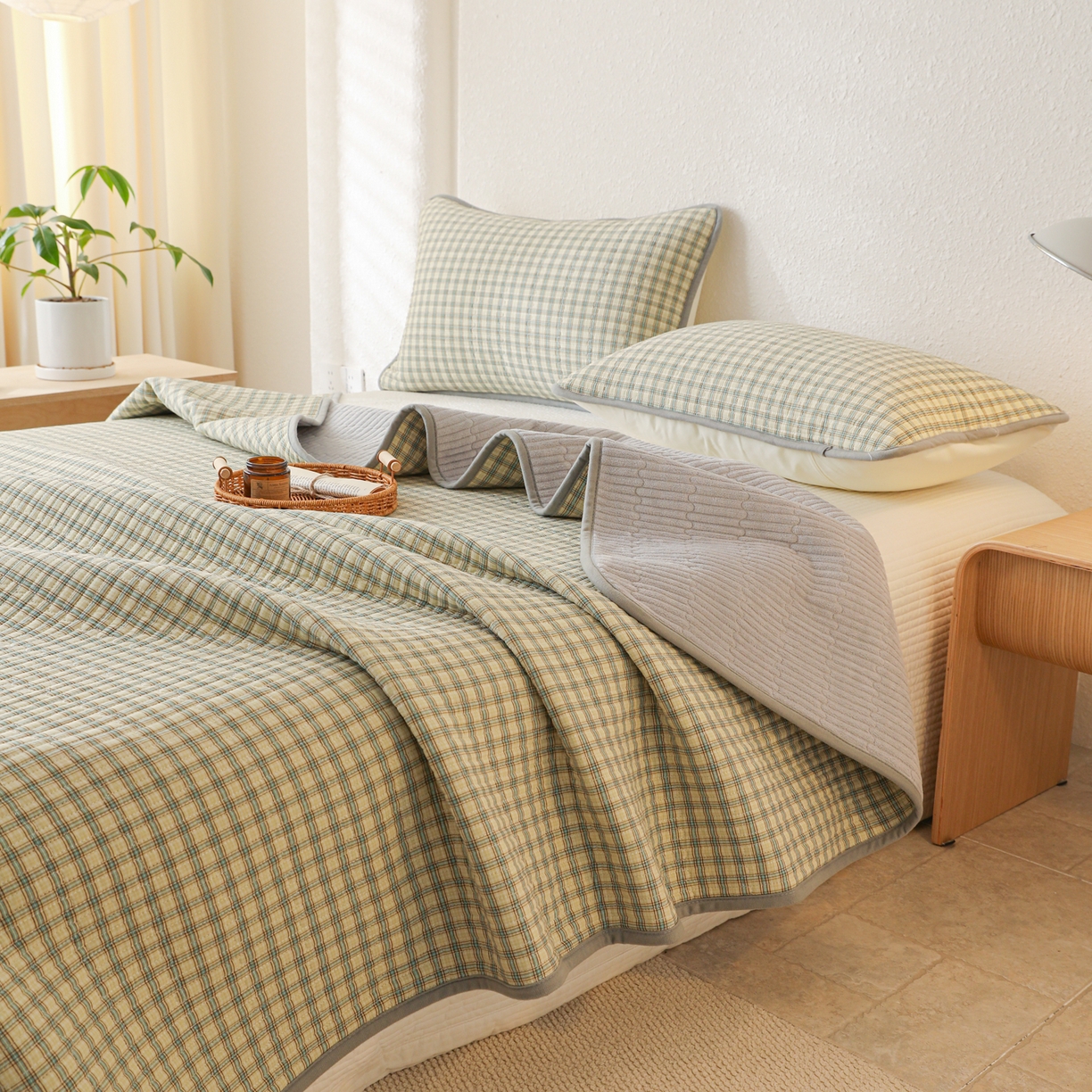 91家纺网 家纺一手货源 找家纺 （总）妮可 2025新款全棉色织水洗棉一面棉一面绒四季可用床盖系列