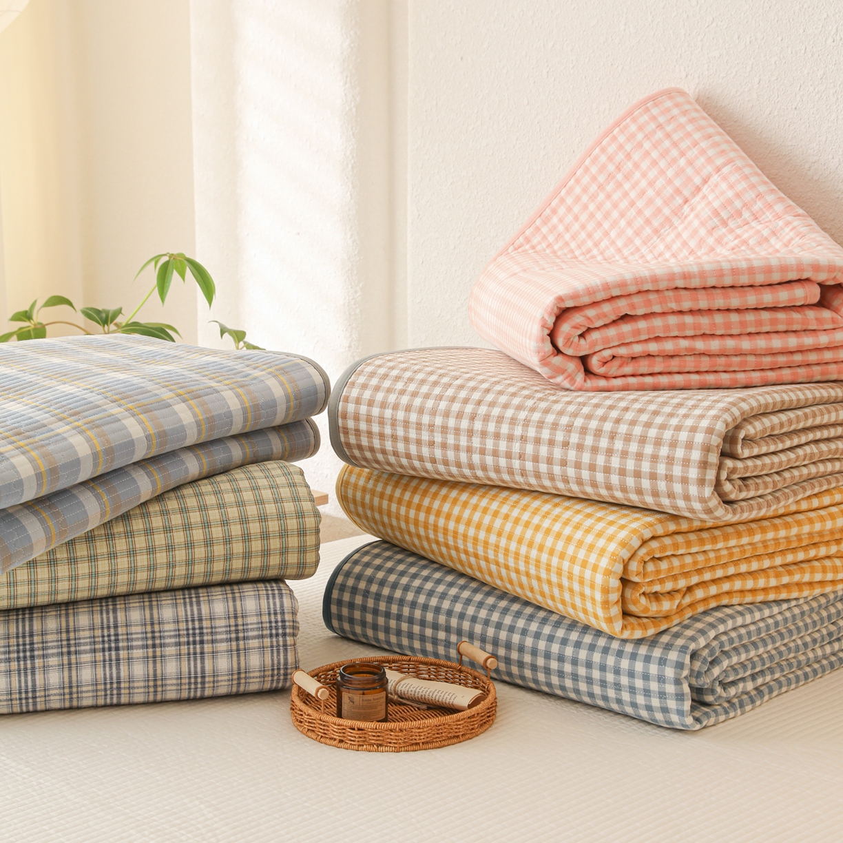 91家纺网 家纺一手货源 找家纺 妮可 2025新款全棉色织水洗棉一面棉一面绒四季可用床盖系列 叠拍