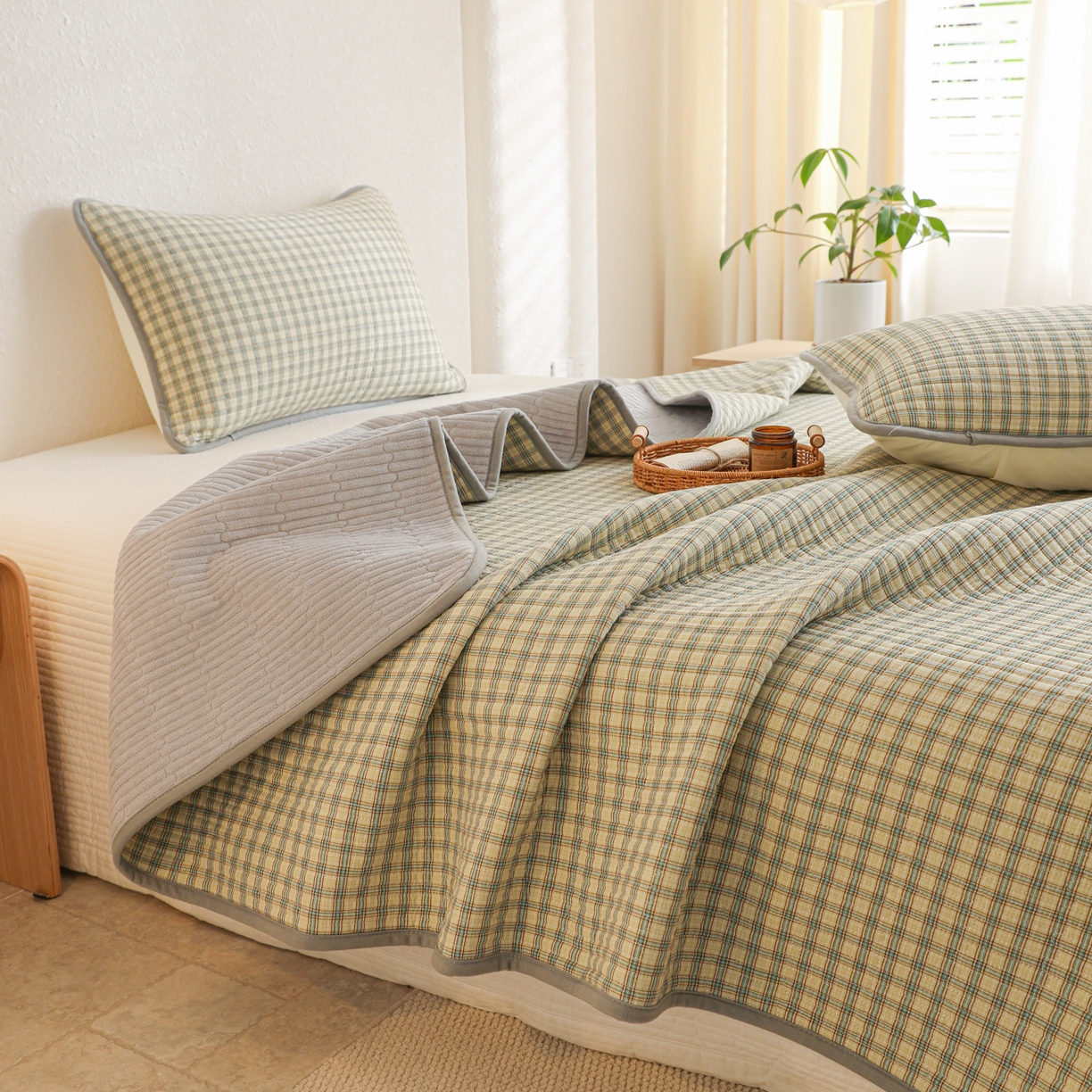 91家纺网 家纺一手货源 找家纺 妮可 2025新款全棉色织水洗棉一面棉一面绒四季可用床盖系列 格韵-青灰