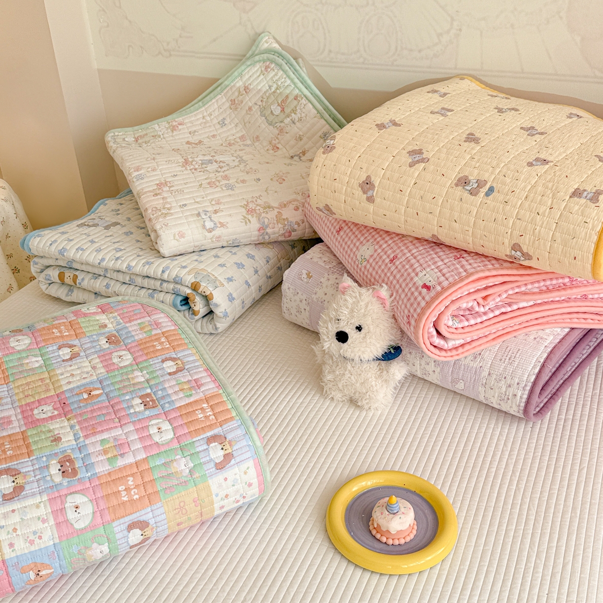 91家纺网 家纺一手货源 找家纺 （总）妮可 2025新款跑量款全棉双层纱绒四季可用床盖系列