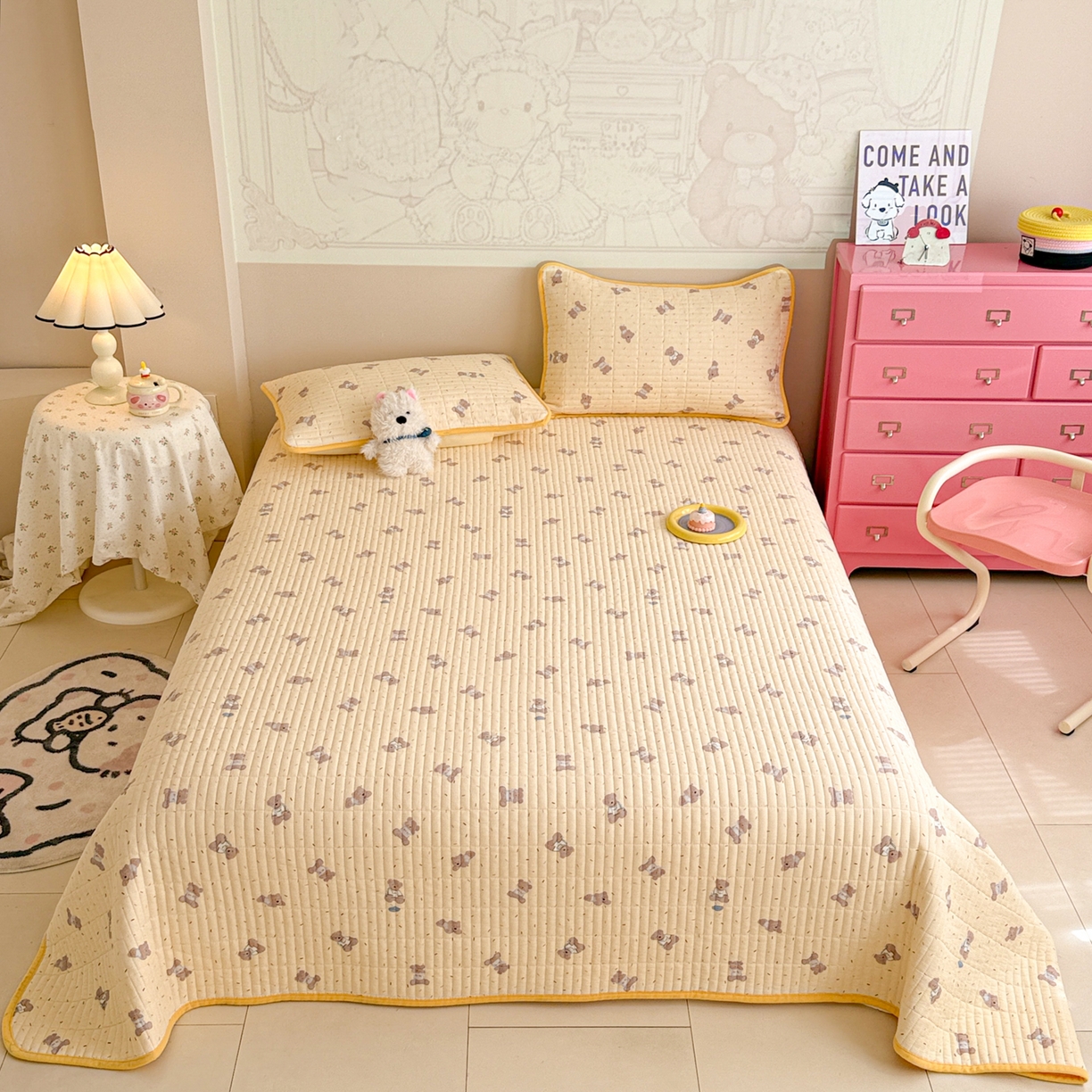 91家纺网 家纺一手货源 找家纺 妮可 2025新款跑量款全棉双层纱绒四季可用床盖系列 暖阳熊仔