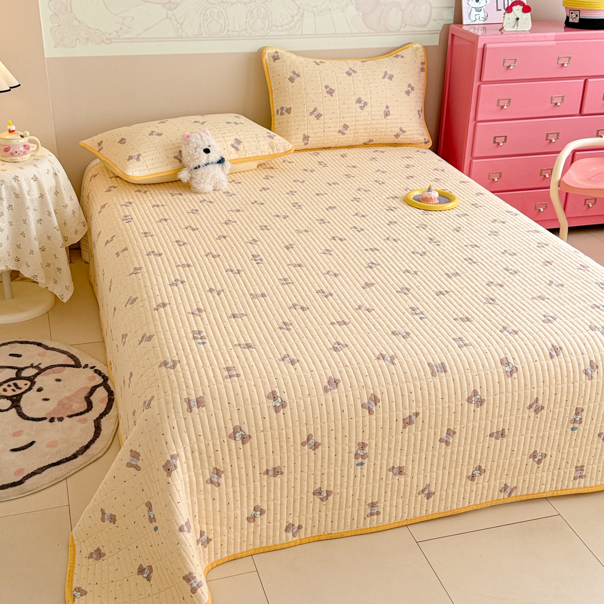 91家纺网 家纺一手货源 找家纺 妮可 2025新款跑量款全棉双层纱绒四季可用床盖系列 暖阳熊仔