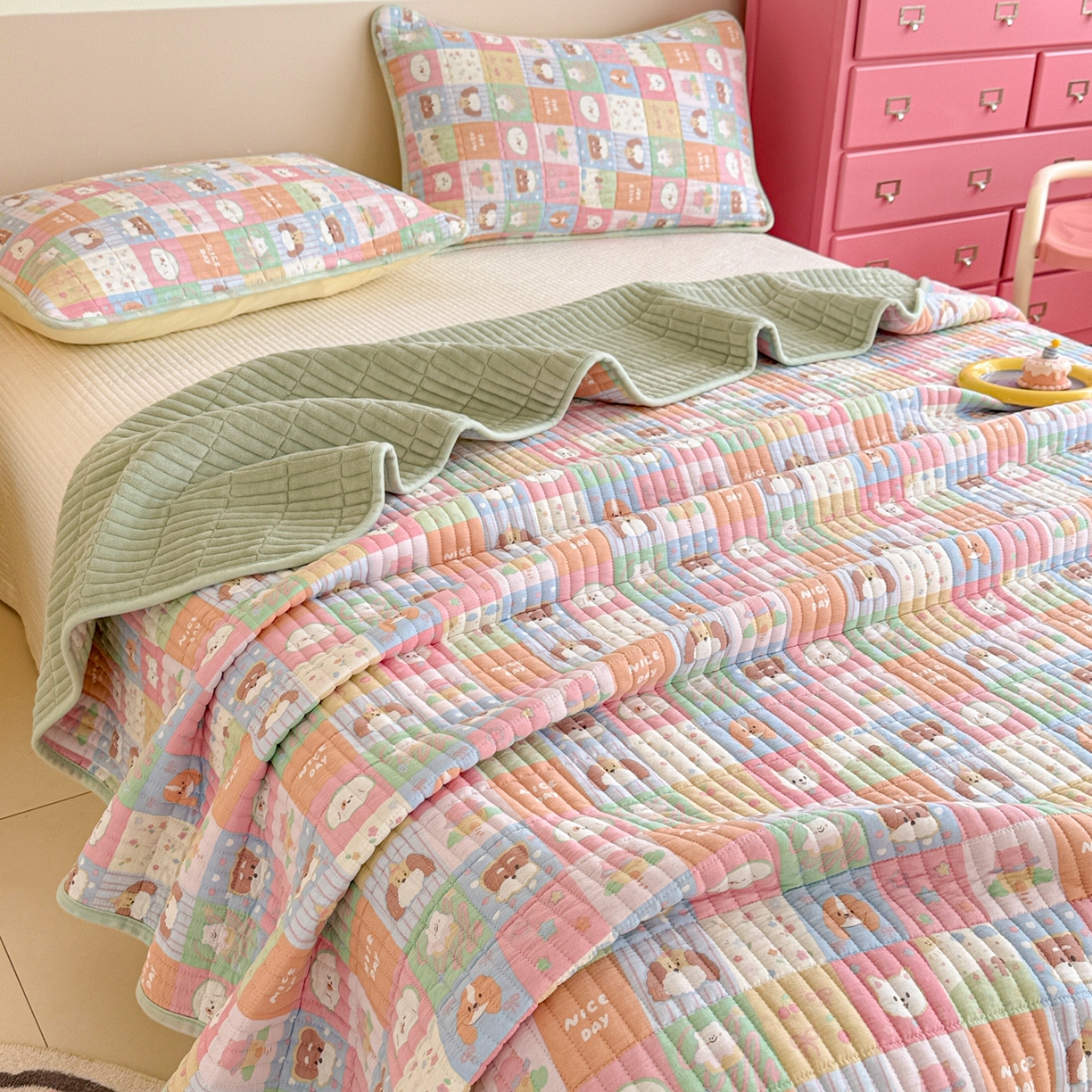 91家纺网 家纺一手货源 找家纺 （总）妮可 2025新款跑量款全棉双层纱绒四季可用床盖系列