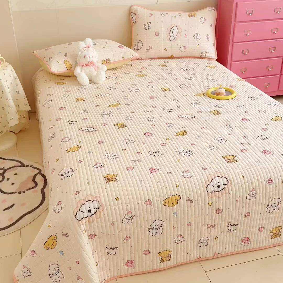 91家纺网 家纺一手货源 找家纺 妮可 2025新款跑量款全棉双层纱绒四季可用床盖系列 甜心乐园