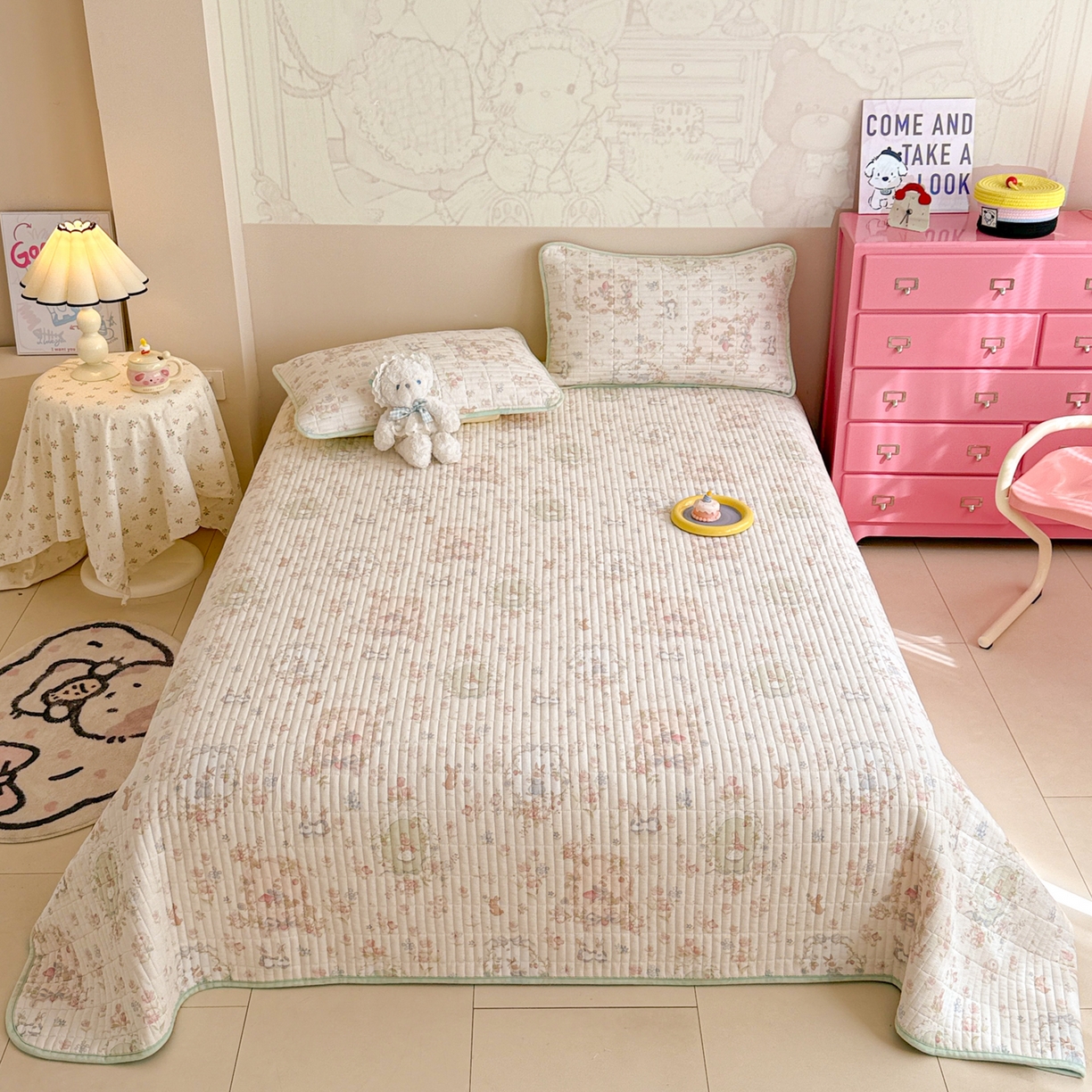 91家纺网 家纺一手货源 找家纺 妮可 2025新款跑量款全棉双层纱绒四季可用床盖系列 花园兔宝