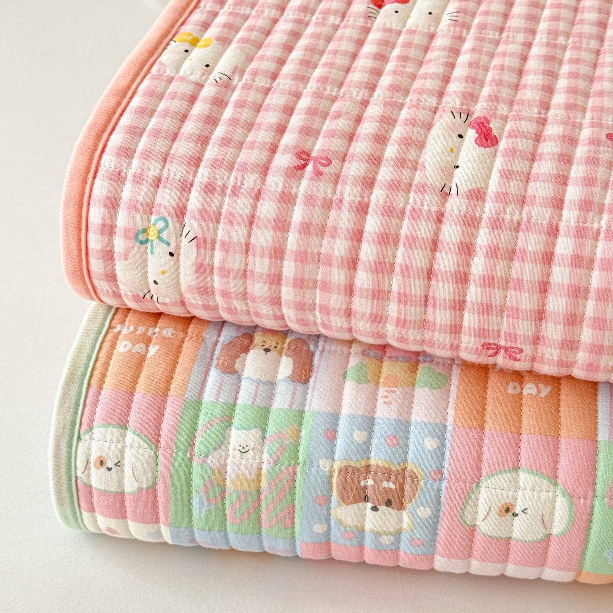 91家纺网 家纺一手货源 找家纺 妮可 2025新款跑量款全棉双层纱绒四季可用床盖系列 组合图（仅参考）