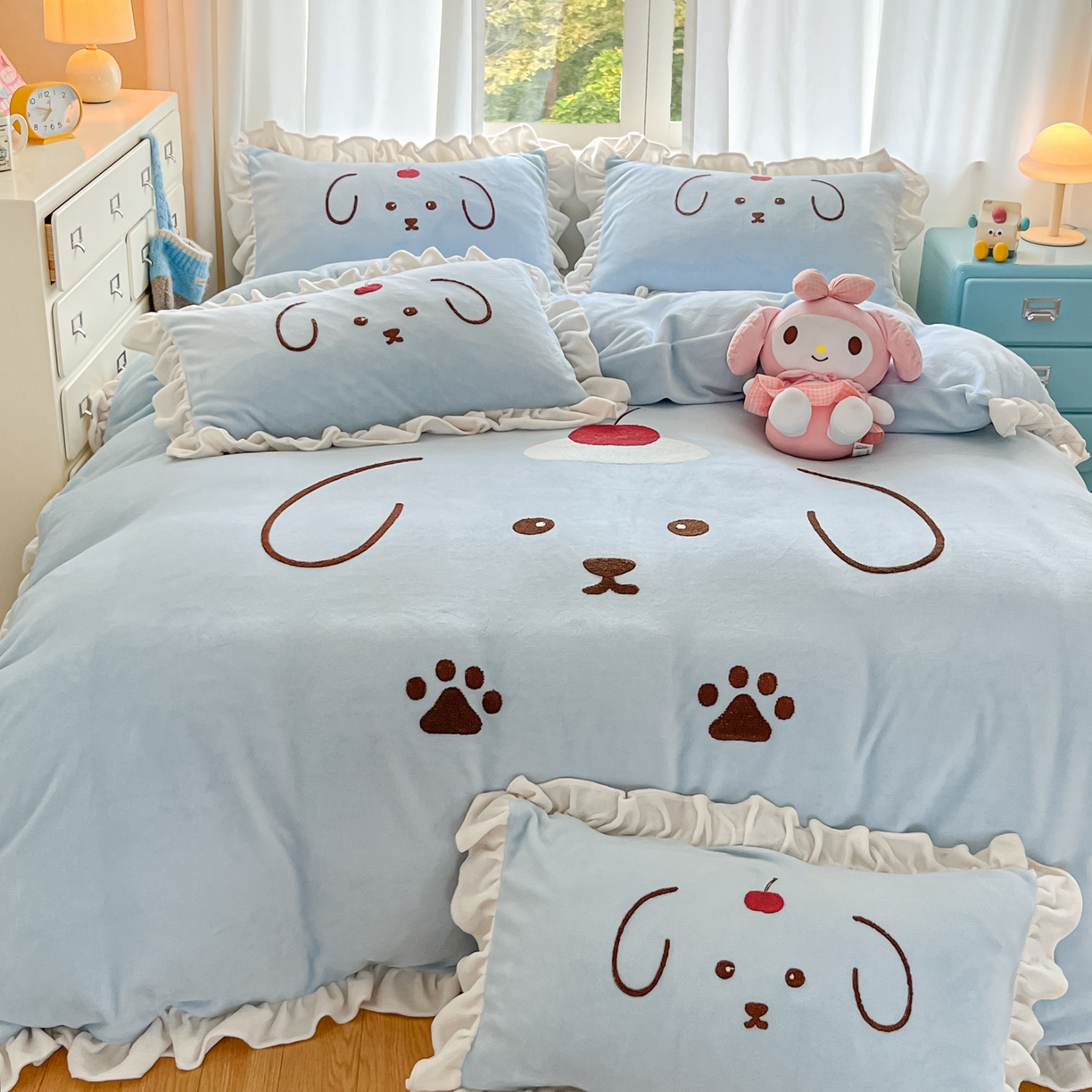 91家纺网 家纺一手货源 找家纺 （总）梦之岛 2025新款高克重大版牛奶绒卡通毛巾绣四件套