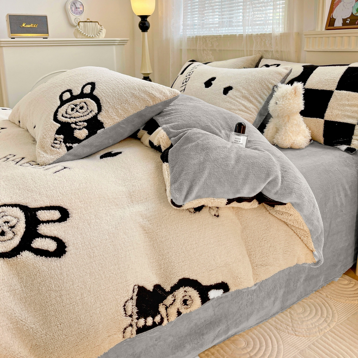 91家纺网 家纺一手货源 找家纺 梦之岛 2025新款高克重阳离子大提花印花牛奶绒四件套 la布布