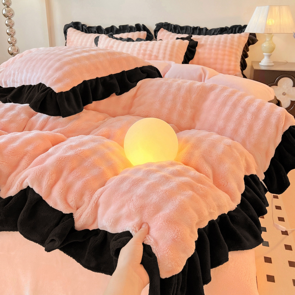 91家纺网 家纺一手货源 找家纺 梦之岛 2025新款韩版兔毛绒小泡泡牛奶绒四件套 泡芙公主-玉