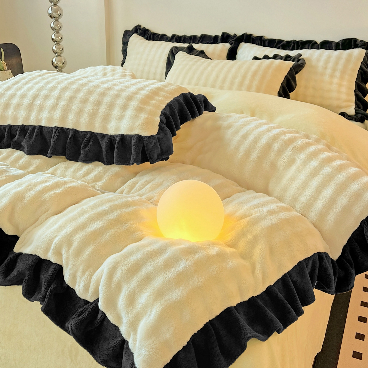 91家纺网 家纺一手货源 找家纺 梦之岛 2025新款韩版兔毛绒小泡泡牛奶绒四件套 泡芙公主-奶黄