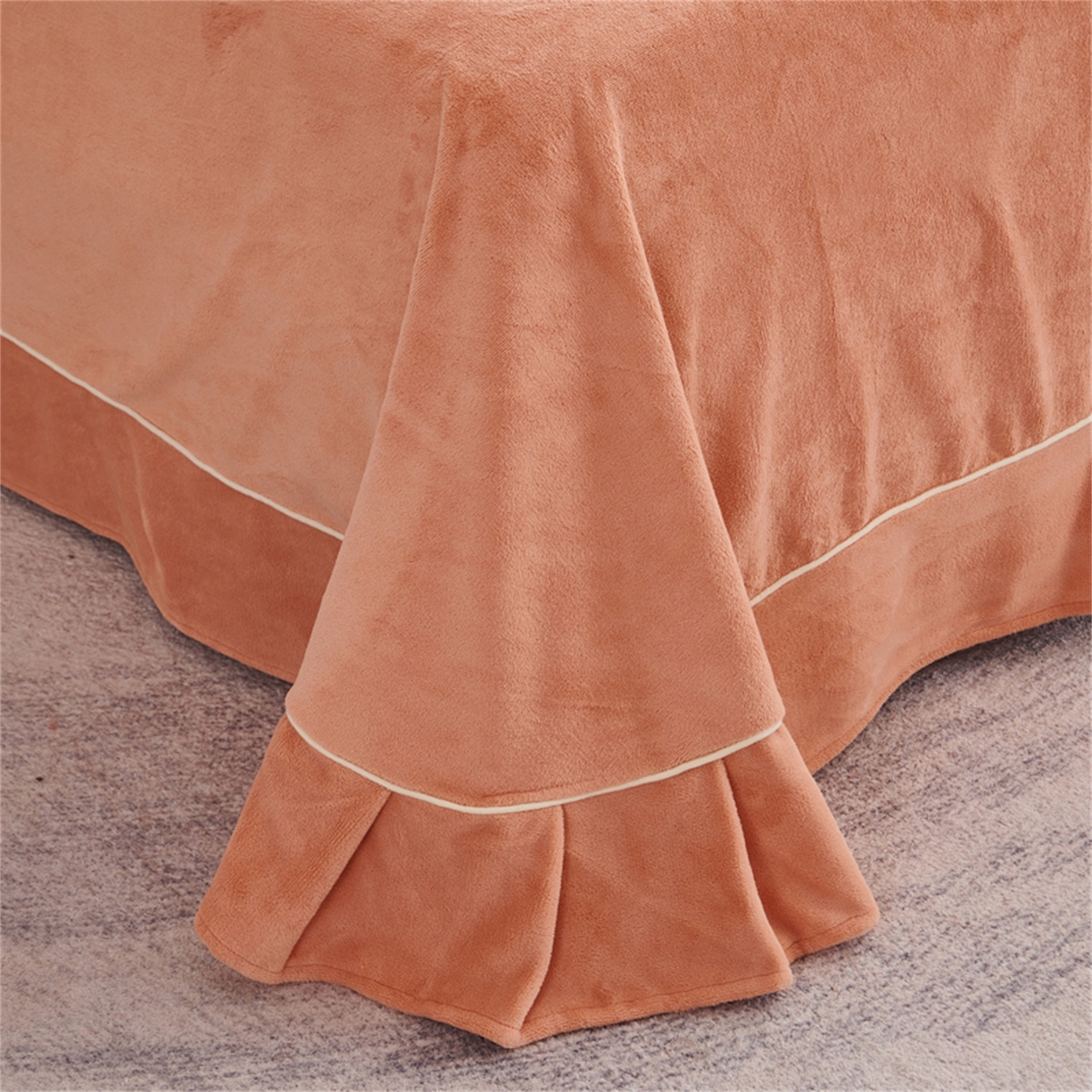 91家纺网 家纺一手货源 找家纺 （总）芯丝路枕业 2025新款牛奶绒四件套-英伦风情