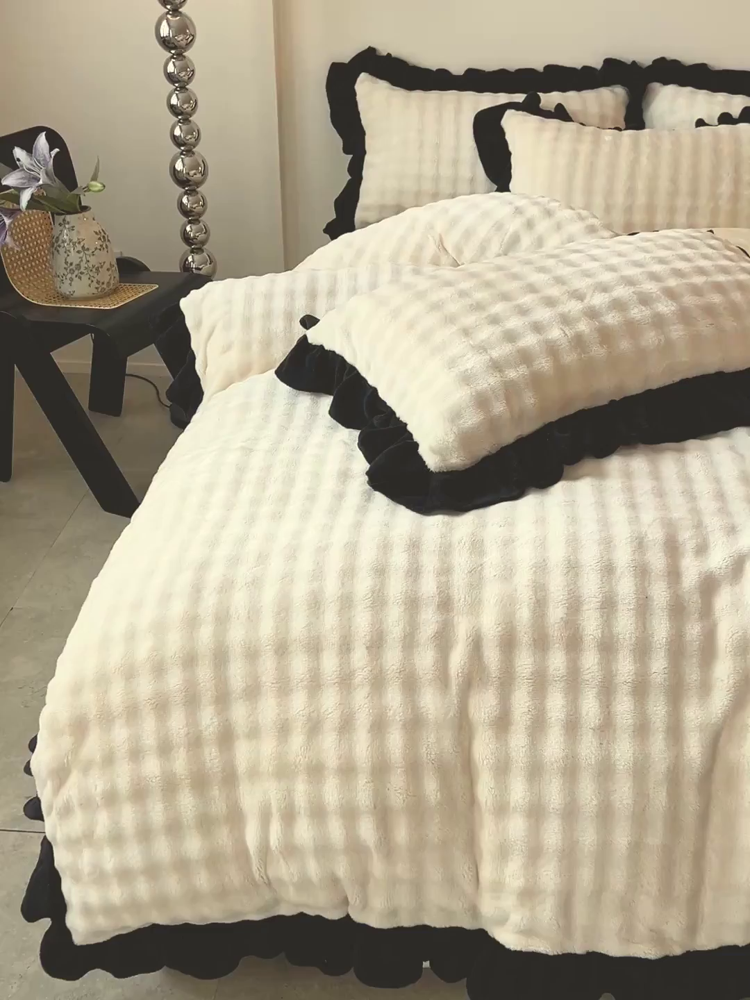 91家纺网 家纺一手货源 找家纺 梦之岛 2025新款韩版兔毛绒小泡泡牛奶绒四件套 泡芙公主-奶黄