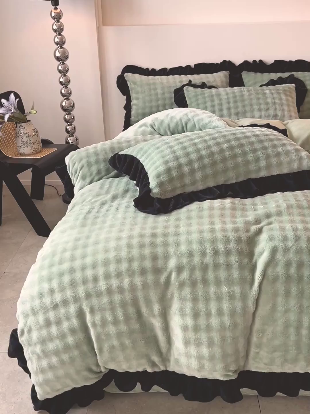 91家纺网 家纺一手货源 找家纺 梦之岛 2025新款韩版兔毛绒小泡泡牛奶绒四件套 泡芙公主-绿