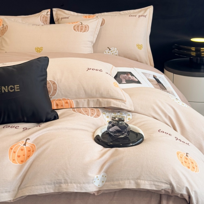 91家纺网 家纺一手货源 找家纺 雲归梦 2025新款全棉火山磨毛精梳棉生态磨毛纯棉四件套 南瓜甜心咖