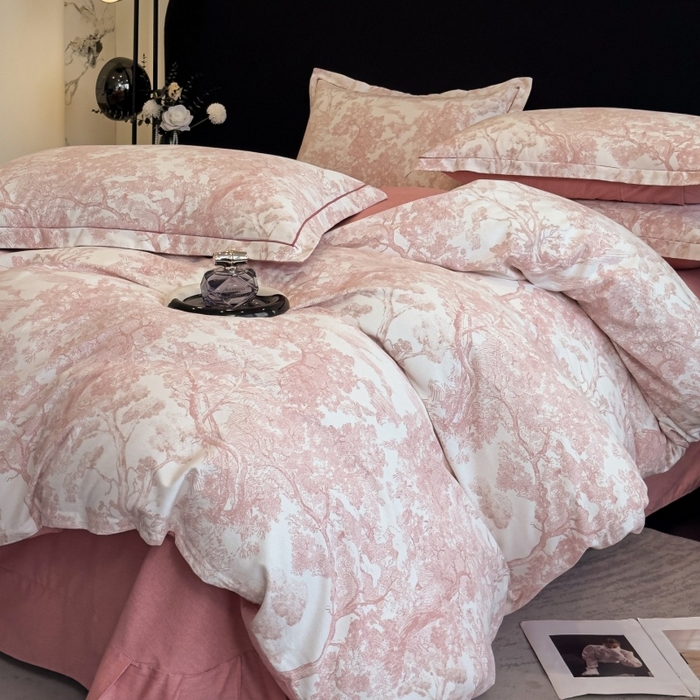 91家纺网 家纺一手货源 找家纺 雲归梦 2025新款全棉火山磨毛精梳棉生态磨毛纯棉四件套 沁语繁花粉