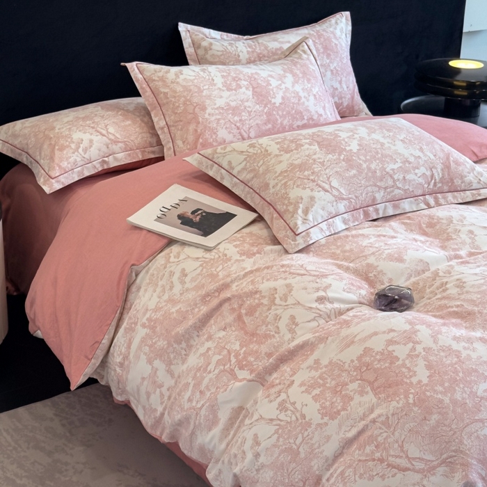 91家纺网 家纺一手货源 找家纺 雲归梦 2025新款全棉火山磨毛精梳棉生态磨毛纯棉四件套 沁语繁花粉