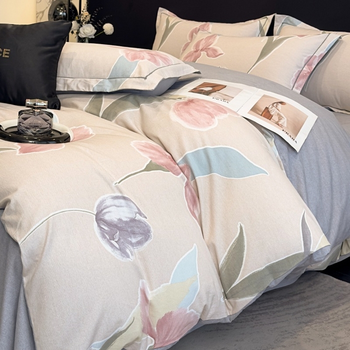 91家纺网 家纺一手货源 找家纺 雲归梦 2025新款全棉火山磨毛精梳棉生态磨毛纯棉四件套 轻盈花语豆沙